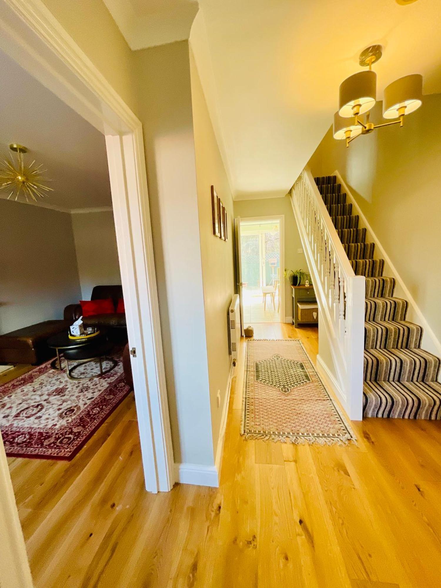 Tanglewood Close, 3 Bedroom House, With Private Parking, Abergavenny